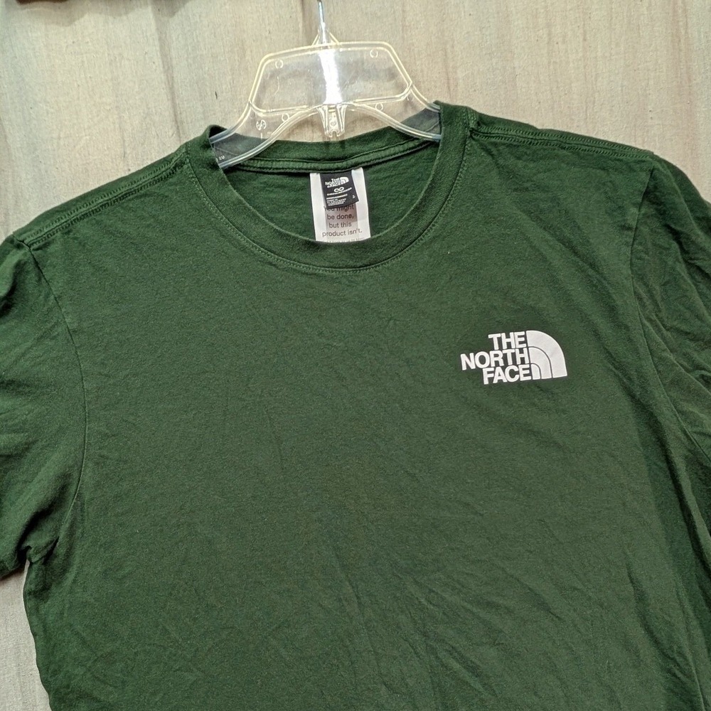 The North Face Mens Circular Design Logo T-Shirt Green Large NF0A82R3